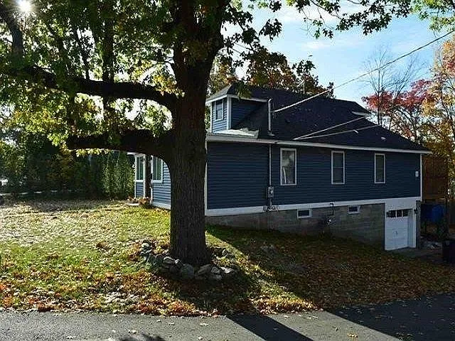 4 Troy St — Photo 4