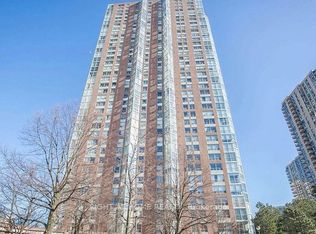 5 Concorde Pl #306, Toronto, ON M3C3M8