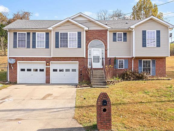 3rd image of 1015 Hedge Apple Dr