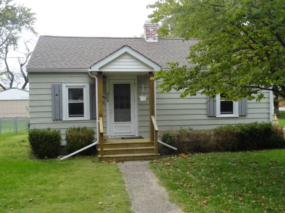 1st image of 204 N I St