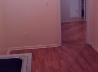 7821 73rd Pl APT 3, Glendale, NY 11385