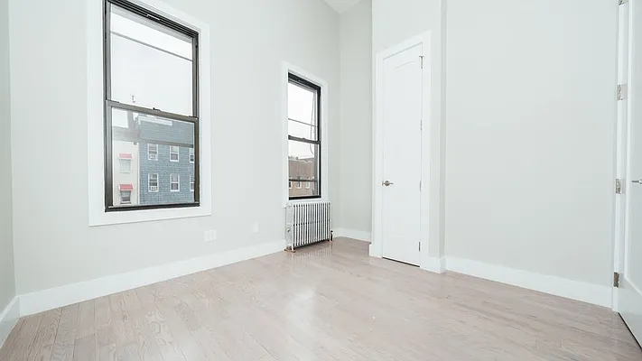 Rented by Nooklyn NYC LLC | media 18