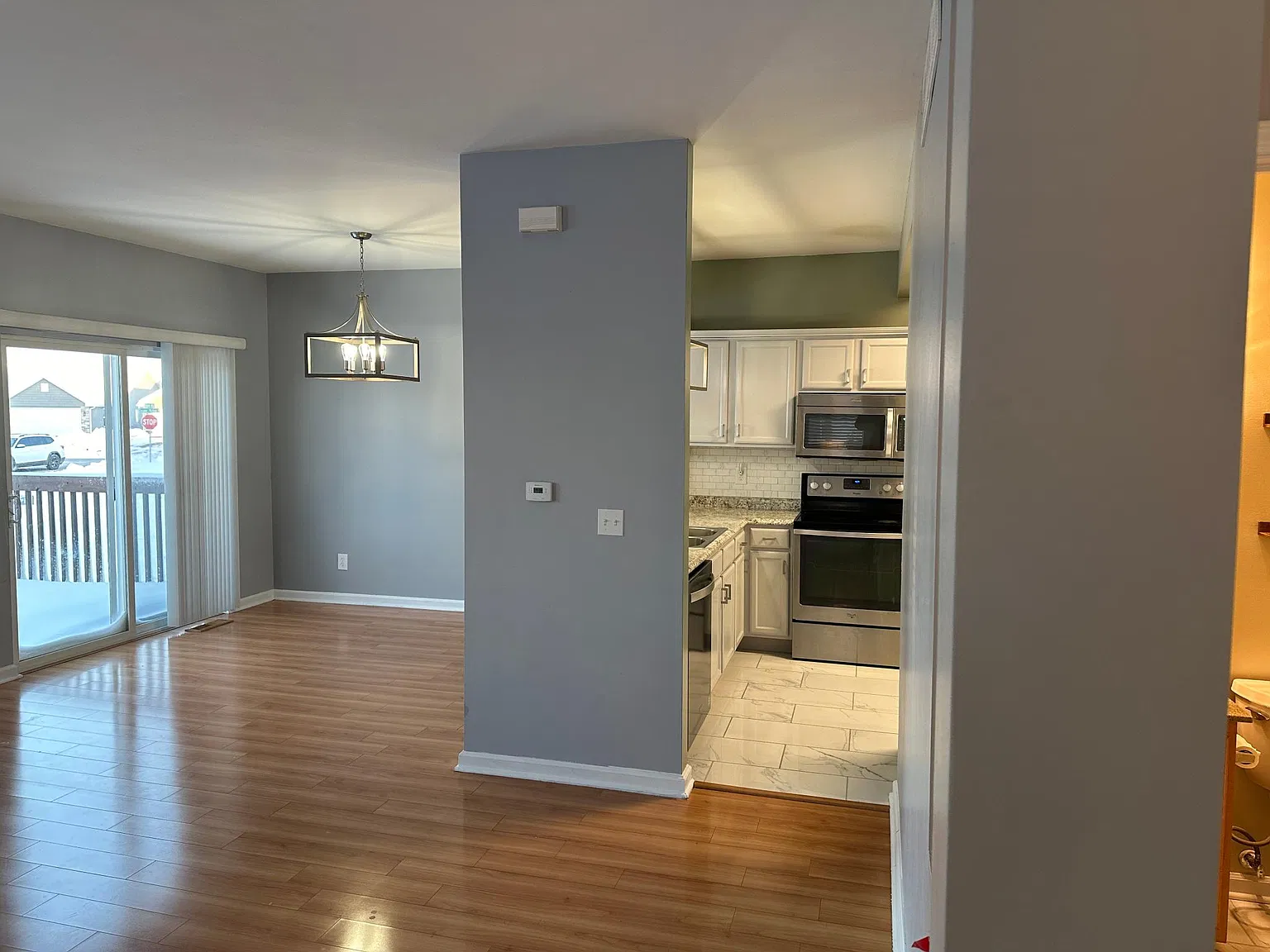 3 bed, 1550 sqft, $1,900 — Photo 2