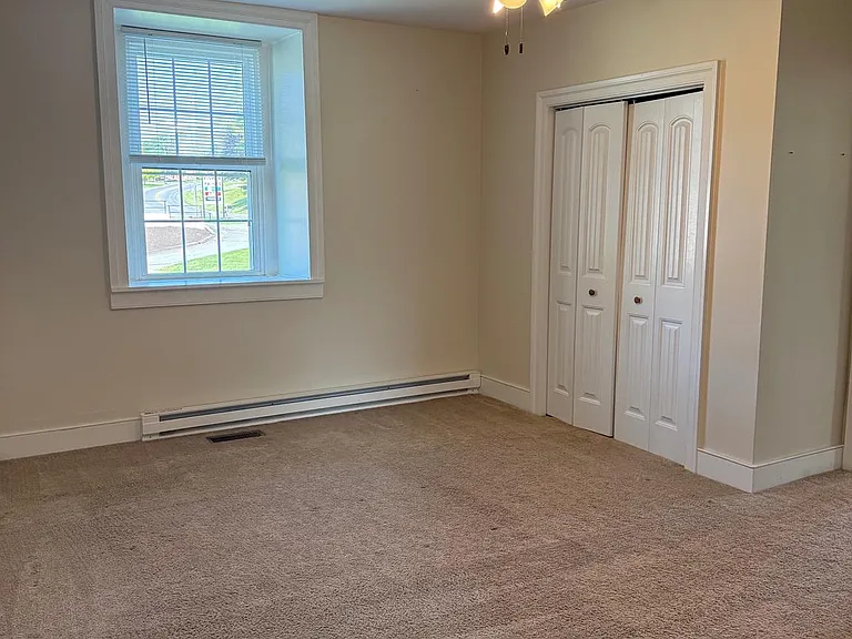 4056 E Newport Rd — Photo 13