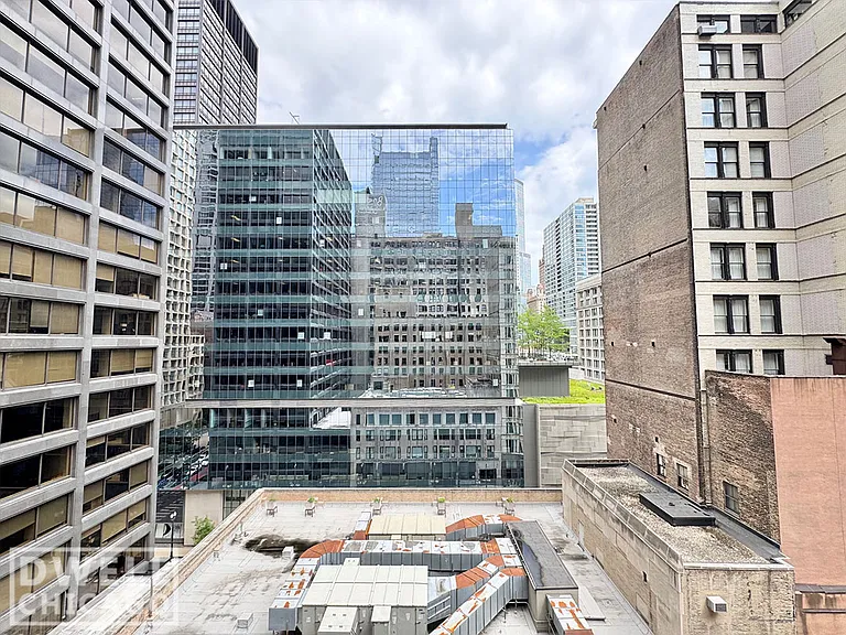 20 N State St #912 — Photo 14
