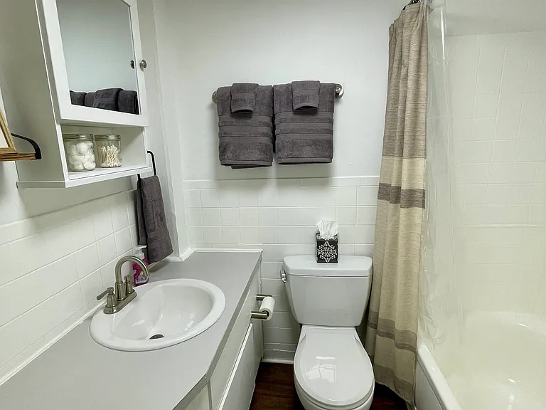 3926 Perry St — Photo 9