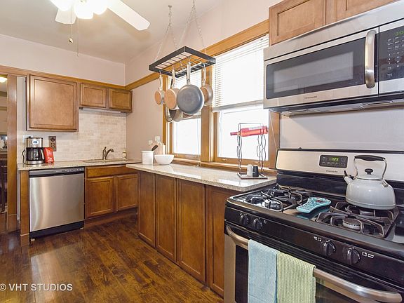 5th image of 5329 W Montrose Ave