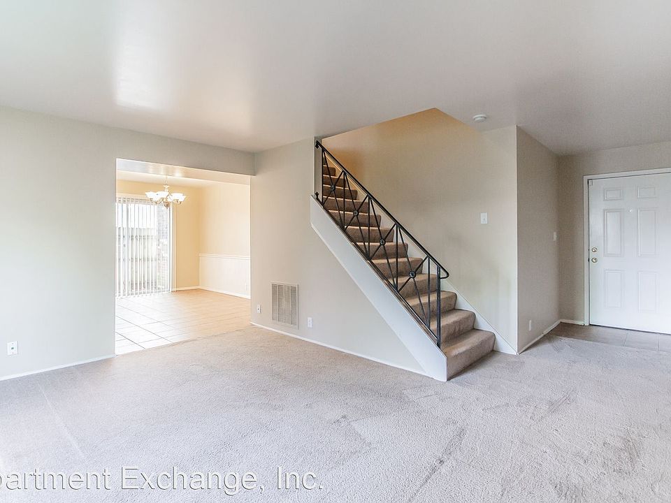 1st image of 7467 Ahern Ct