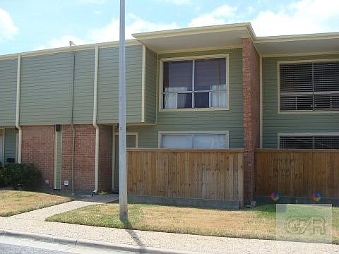 2nd image of 7017 Williams Dr