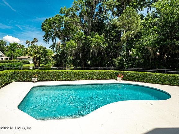 3rd image of 309 Osprey Nest Ct