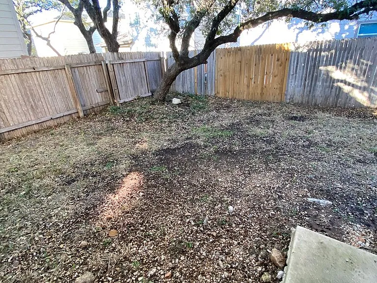 415 Allendale Oak — Photo 16