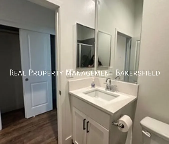 823 Brookline Ln — Photo 29