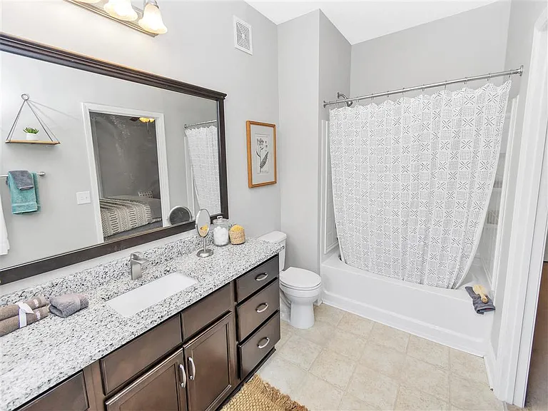 RIVERSTONE APARTMENTS — Photo 32