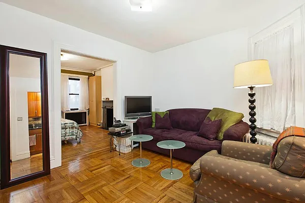 Sold by Sandra Greer Real Estate | media 5