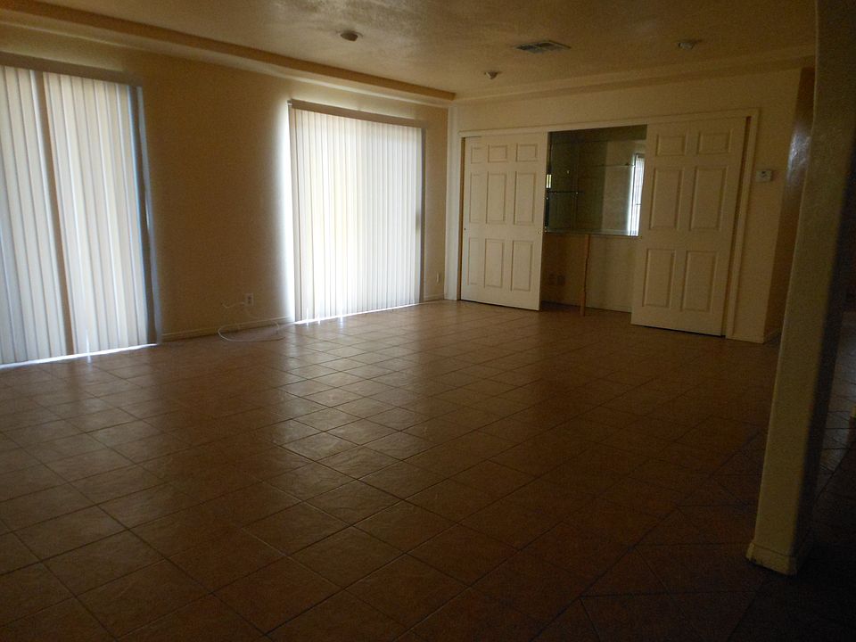 1st image of 2439 Grand Teton Ave