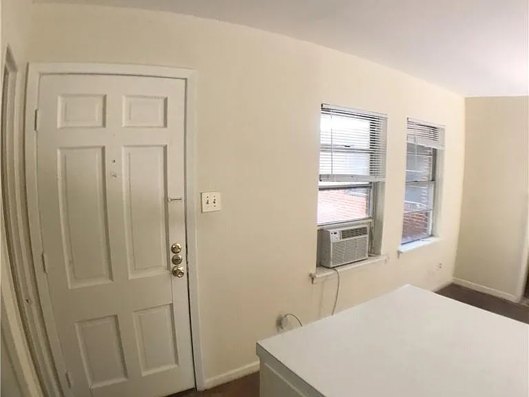 917 Keith Ln #C — Photo 8