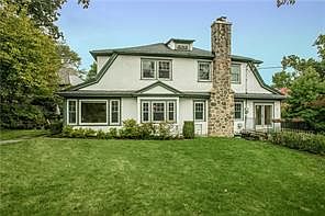 1st image of 17 Centre Avenue