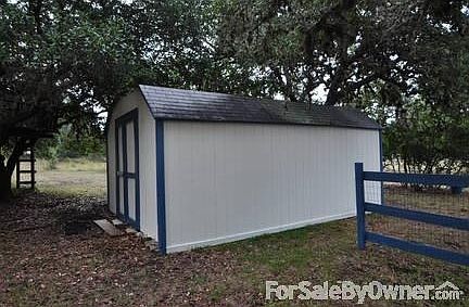 4th image of 121 Elm Springs Dr