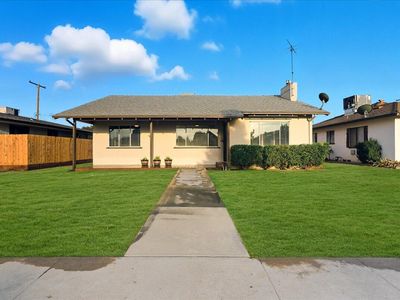 407 Channing Way, Exeter, CA, 93221