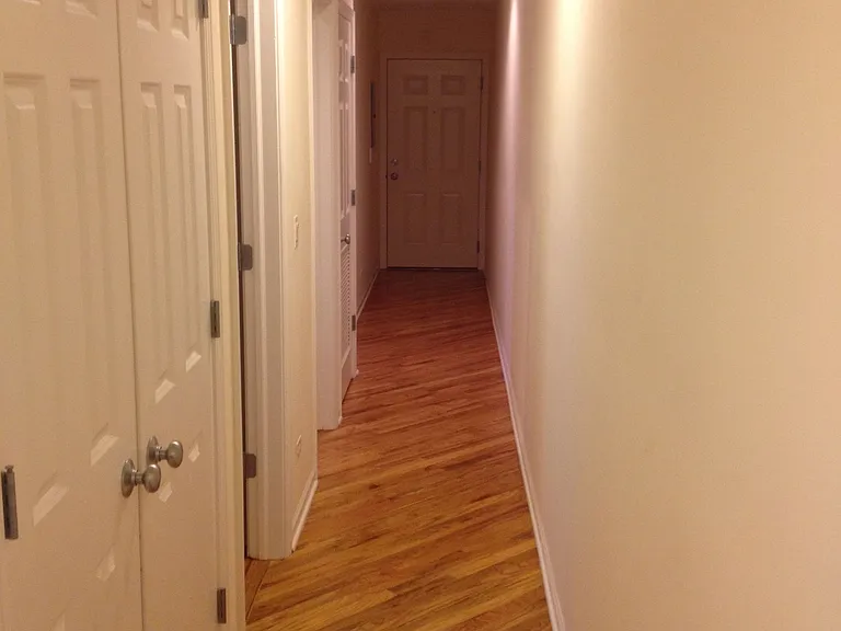 1522-28 W Greenleaf Ave #2W — Photo 10
