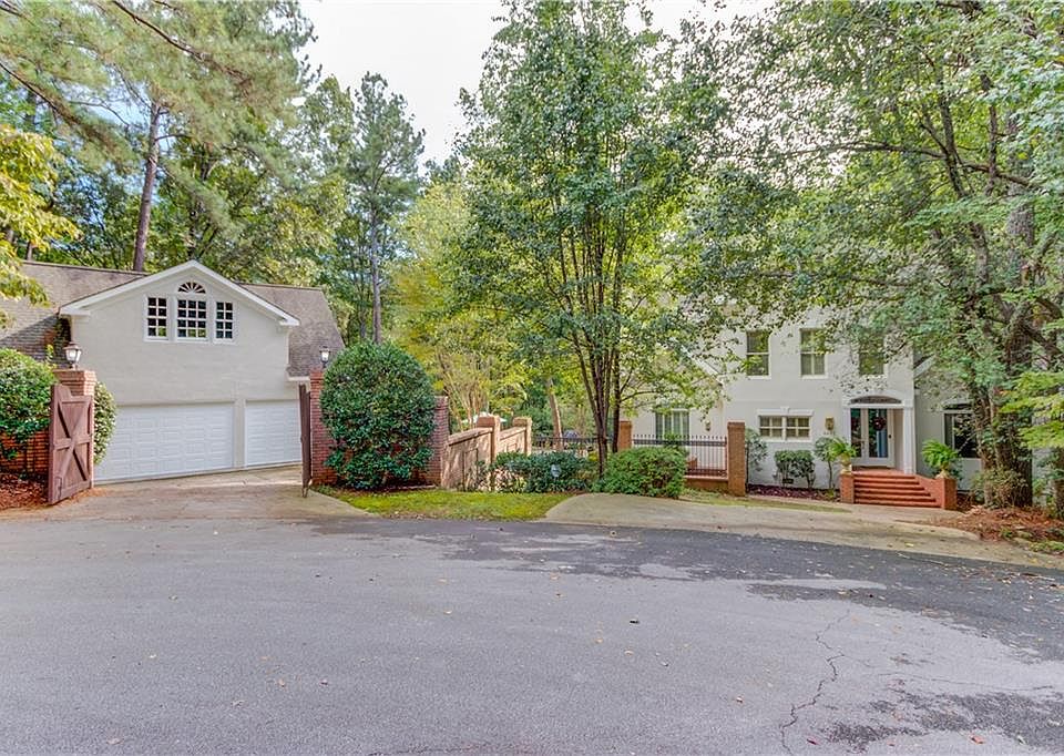 6423 Loch Arbor Dr, Flowery Branch, GA 30542 MLS 7187982 Zillow