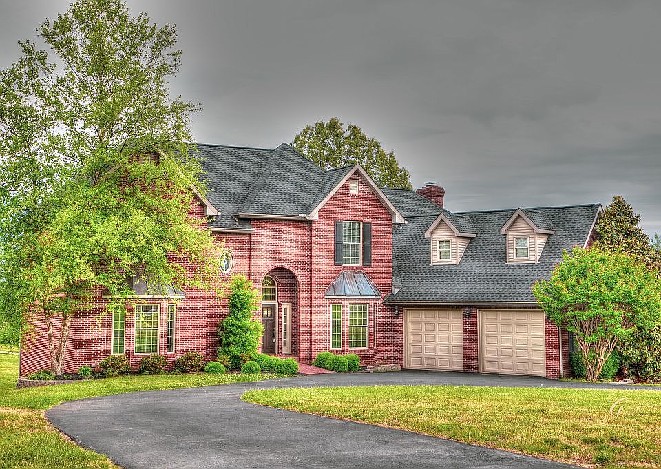 1st image of 1250 College Dr
