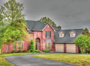 1250 College Dr, Madisonville, KY 42431