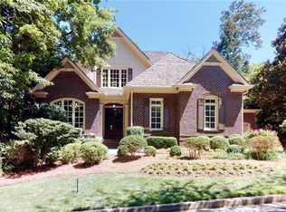4585 Peachtree Dunwoody Rd, Sandy Springs, GA 30342