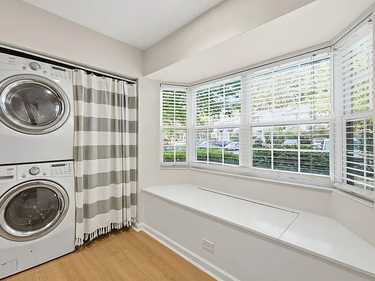 7733 Falcon Rest Cir — Photo 11