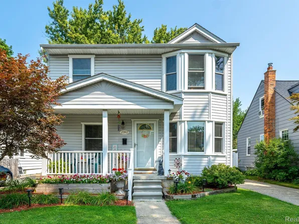 2392 Harvard Rd, Berkley, MI 48072