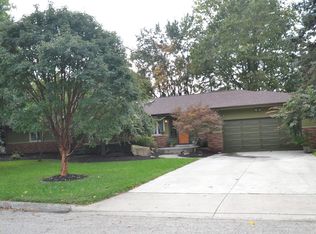 2421 Beverly Pl, Columbus, OH 43209