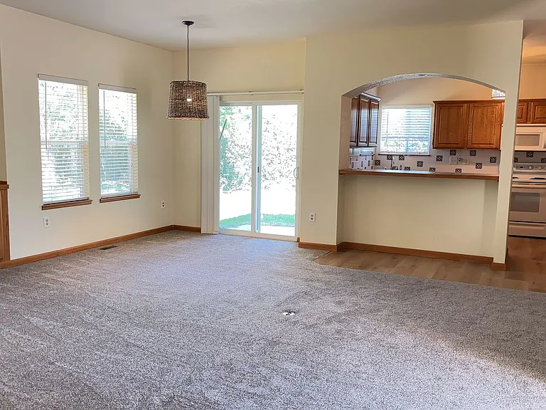338 Talon Ct — Photo 3