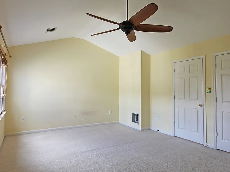 11799 Valley Ridge Cir — Photo 31