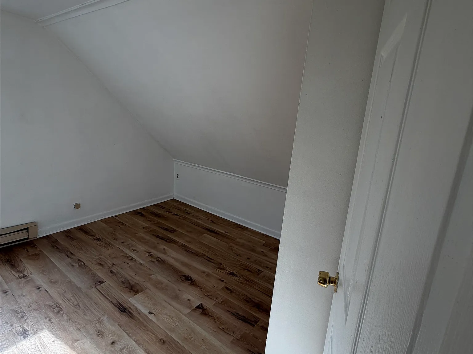 2 bed, 1.0 bath, 800 sqft, $1,195 — Photo 4