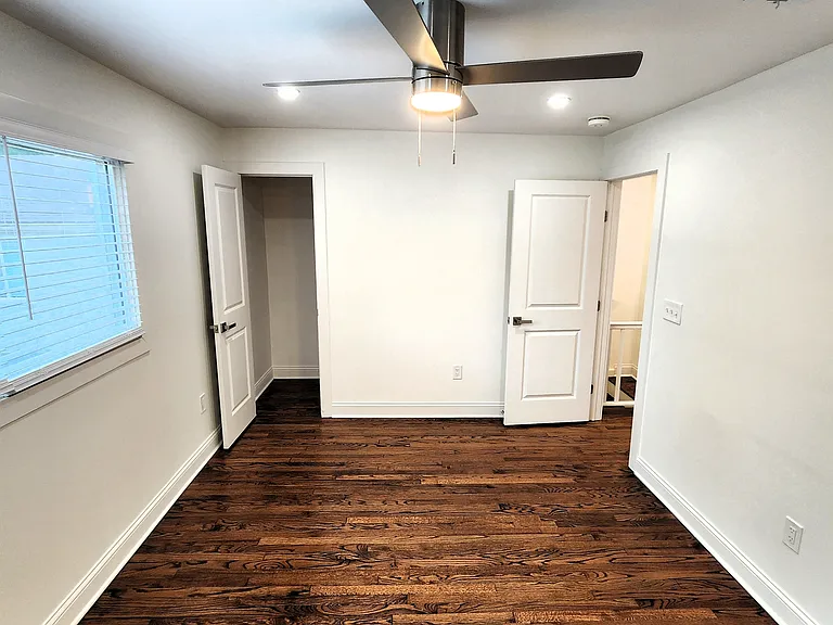 Baltimore Townhomes - 5036 — Photo 13