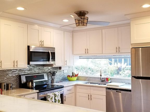 4th image of 1167 W Peppertree Dr #1167