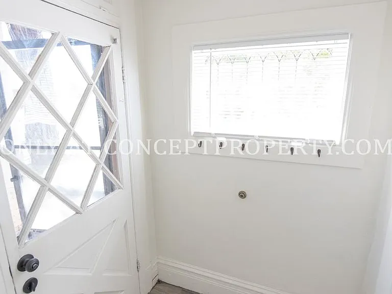 5000 S Jones Ct — Photo 6