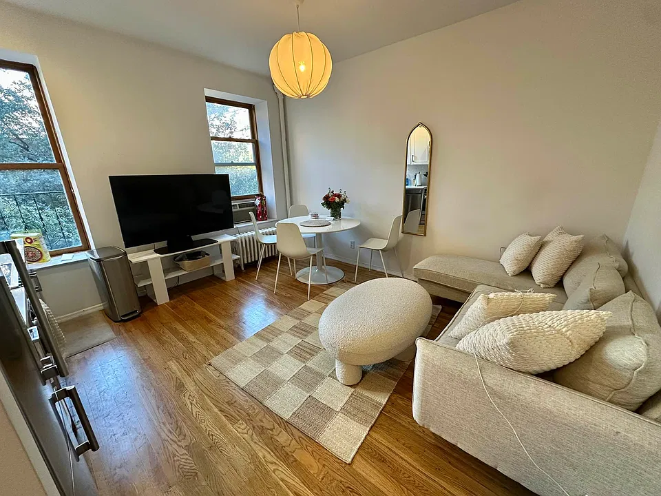 172 Prince St #3C