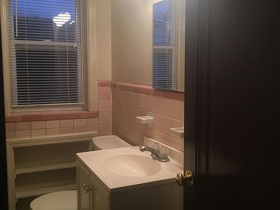 4th image of 4280 Gertrude Ave #1