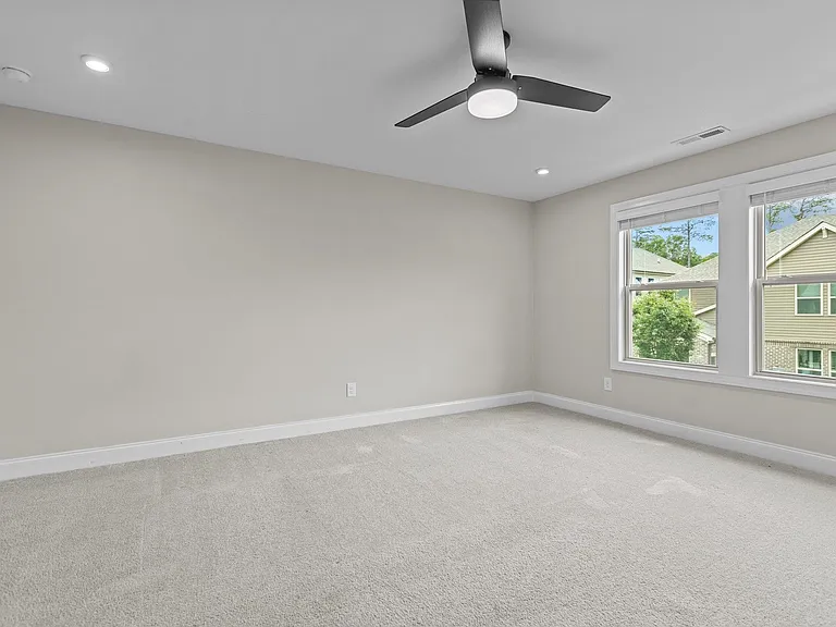 814 Rymark Ct — Photo 25