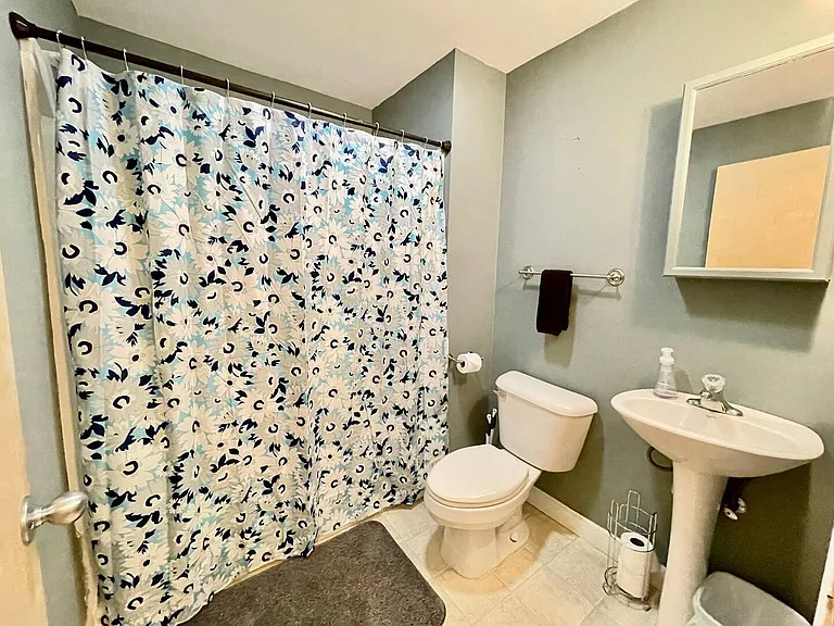 679 Ann St — Photo 12