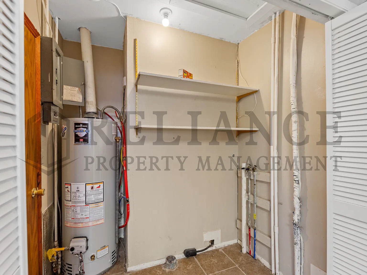 208 West 5th St - 1 — Photo 2