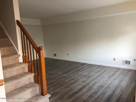 4th image of 702 Elbe Ave