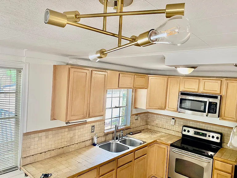 3618 Drexel St — Photo 49