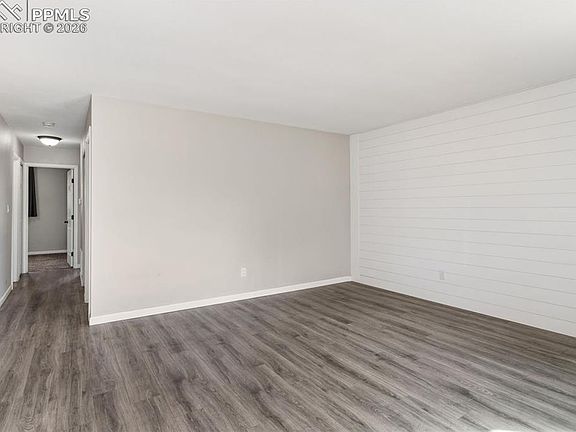 2nd image of 2149 Whitewood Dr