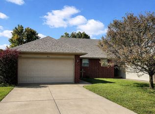 3849 S Jonathan Ave, Springfield, MO 65807