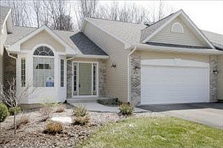 1st image of 476 Potters Dr