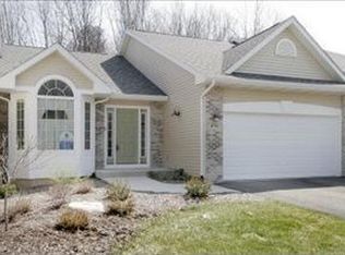 476 Potters Dr, Battle Creek, MI 49015