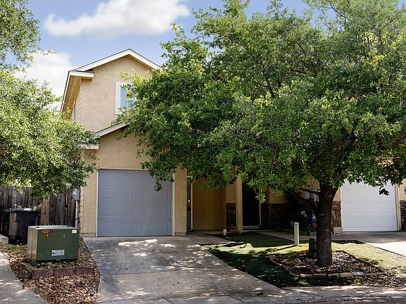 2nd image of 6425 ASPEN HILL