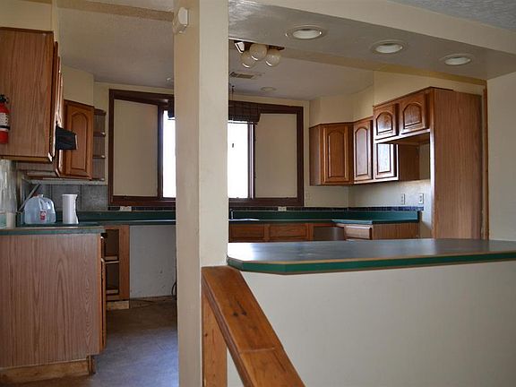 2nd image of 26 S Brown St